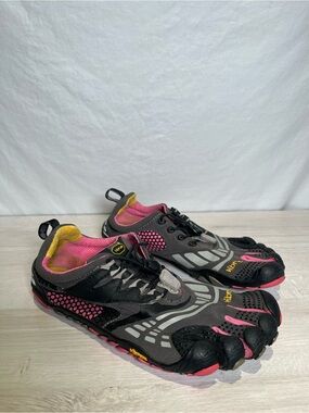 Vibram FiveFingers Komodo Sport Womens 38 7.5 8 Pink Toe Shoes Minimalist
